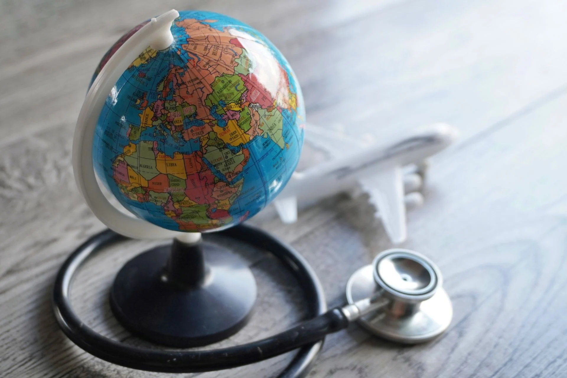 How Far Should You Travel for a Dental Specialist – A Durham Region Perspective – Featured Image How Far Should You Travel for a Dental Specialist - A Durham Region Perspective - Featured Image