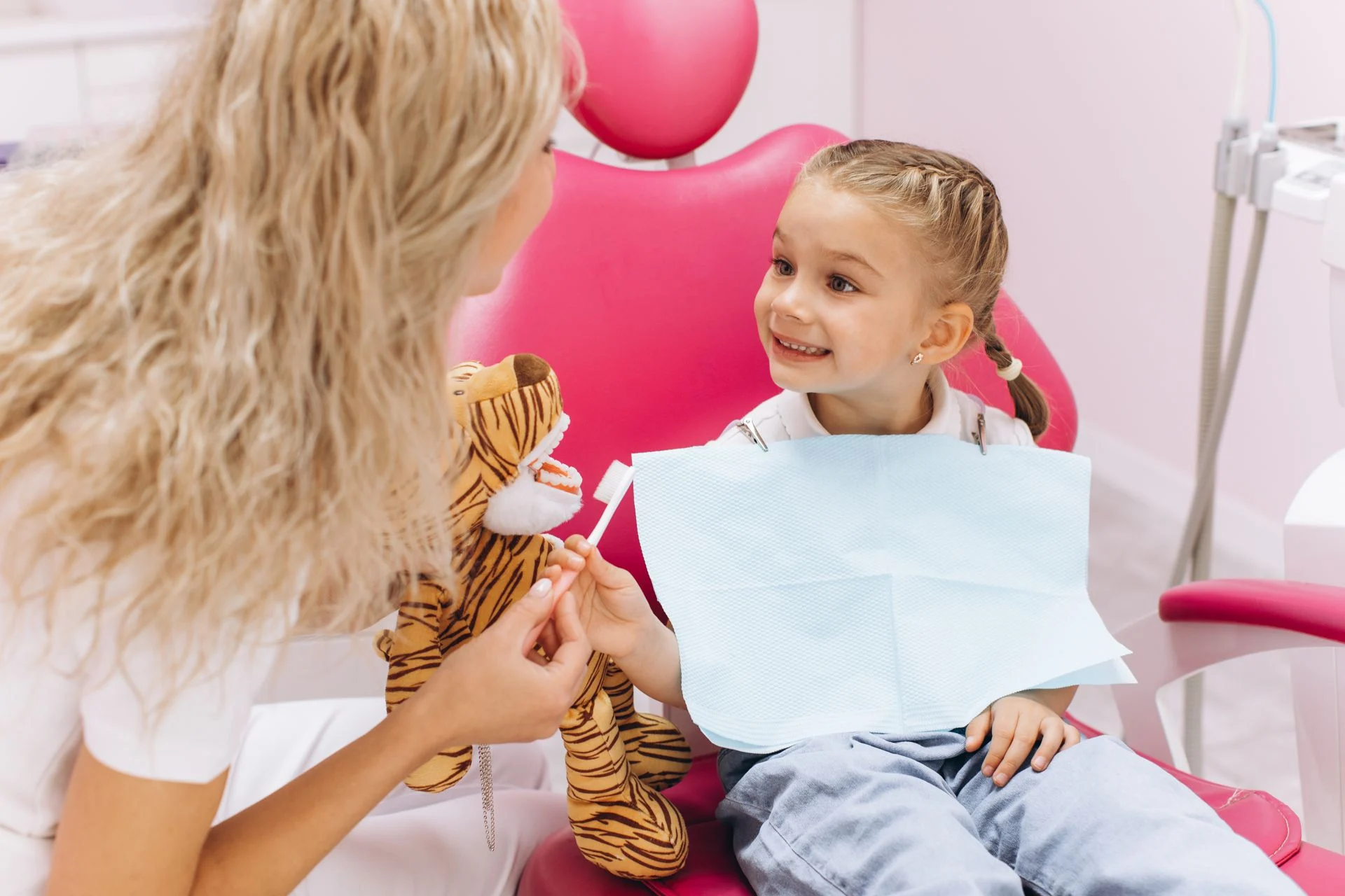 What Is Pediatric Sleep Dentistry and Is It Right for My Child – Featured Image What Is Pediatric Sleep Dentistry and Is It Right for My Child - Featured Image